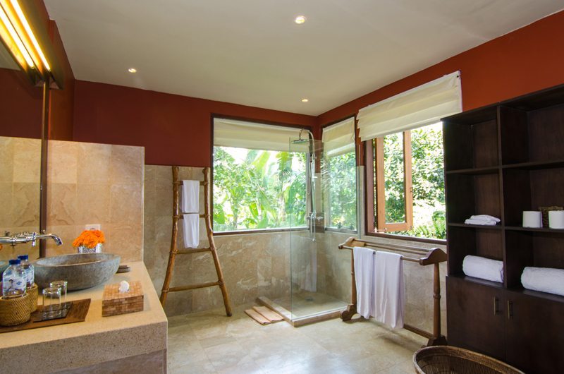 Atas Awan Villa En-Suite Bathroom, Ubud | 7 Bedroom Villas Bali