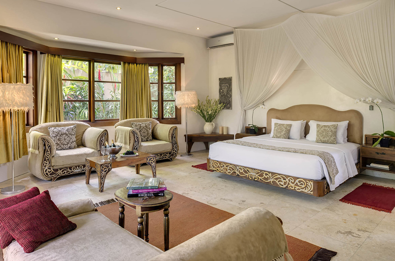 Lataliana Villas Spacious Bedroom with Seating Area, Seminyak | 7 Bedroom Villas Bali