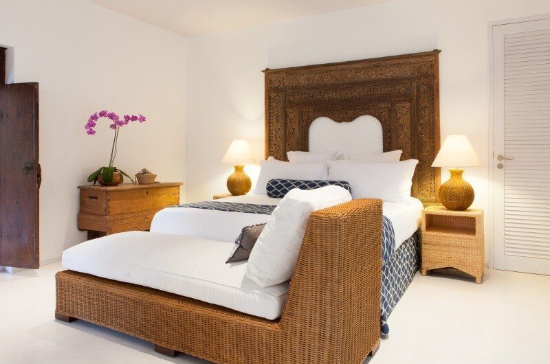 The Cotton House Bedroom with Table Lamps, Seminyak | 7 Bedroom Villas Bali