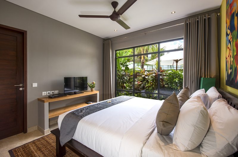 Villa Anam Bedroom with TV, Seminyak | 7 Bedroom Villas Bali