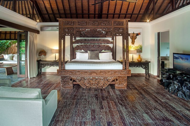 Villa Avalon Bali Four Poster Bed with Wooden Floor, Canggu | 7 Bedroom Villas Bali
