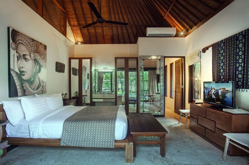Villa Avalon Bali Bedroom with TV, Canggu | 7 Bedroom Villas Bali
