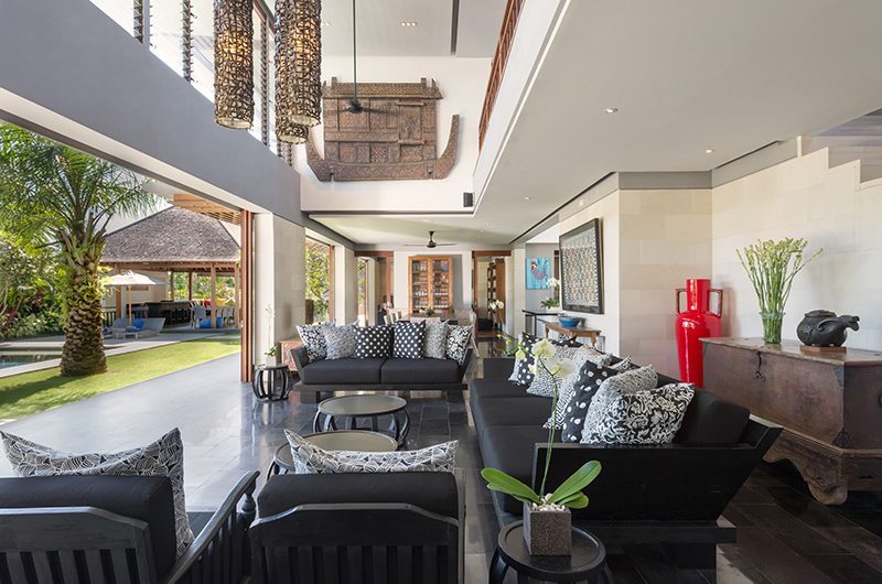 Bendega Villas Living Area with Garden View, Canggu | 7 Bedroom Villas Bali