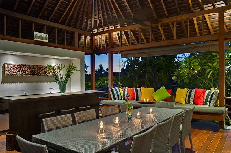 Bendega Villas Dining at Night, Canggu | 7 Bedroom Villas Bali