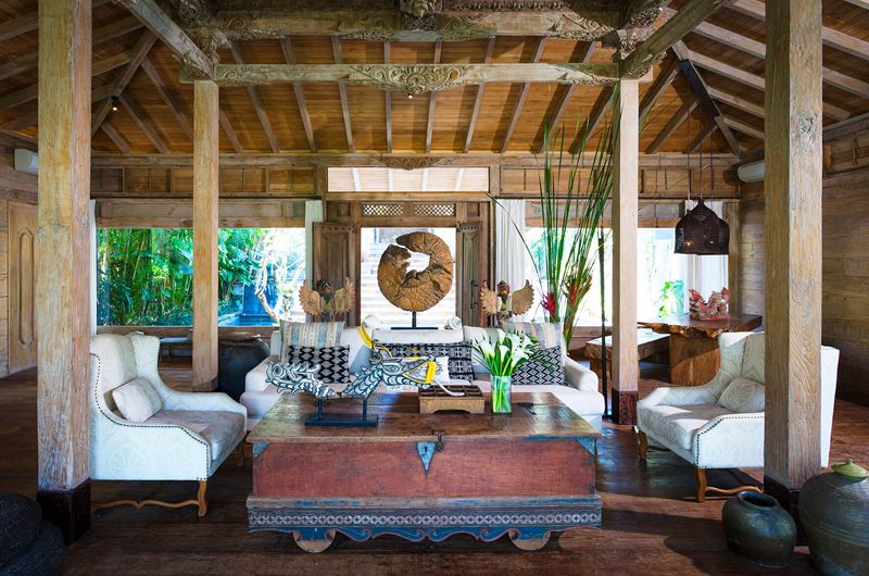 Villa Hansa Indoor Living Area, Canggu | 7 Bedroom Villas Bali