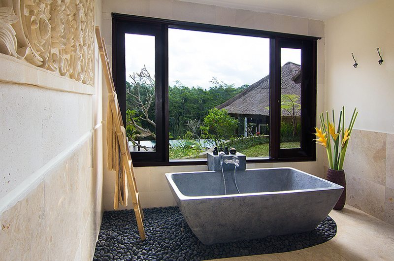 Villa Kembang Bathtub, Ubud | 7 Bedroom Villas Bali