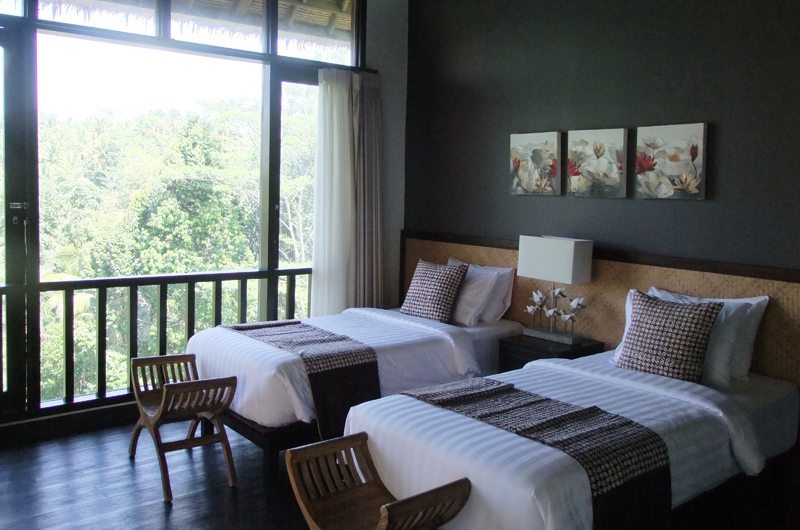 Villa Kembang Bedroom with Twin Beds, Ubud | 7 Bedroom Villas Bali