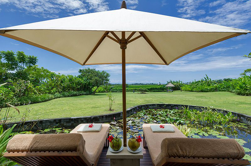 Villa Mandalay Reclining Sun Loungers, Seseh | 7 Bedroom Villas Bali