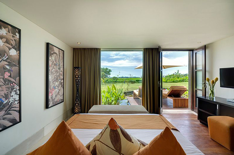 Villa Mandalay Bedroom with Outdoor View, Seseh | 7 Bedroom Villas Bali