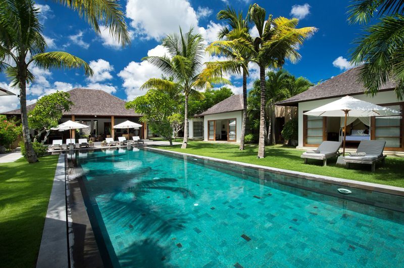 Villa Tiga Puluh Gardens and Pool, Seminyak | 7 Bedroom Villas Bali