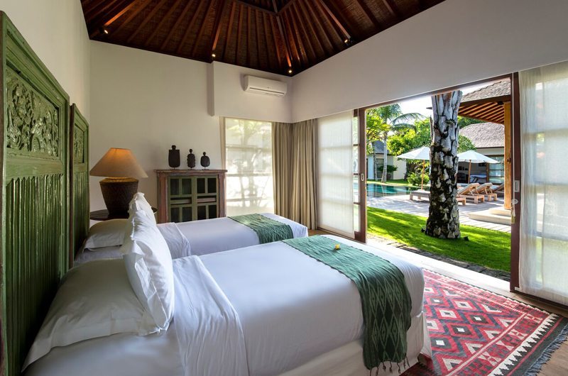 Villa Tiga Puluh Twin Bedroom with Garden View, Seminyak | 7 Bedroom Villas Bali
